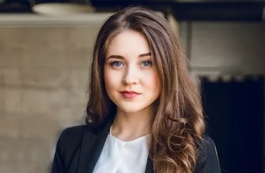 Анна Лисенкова