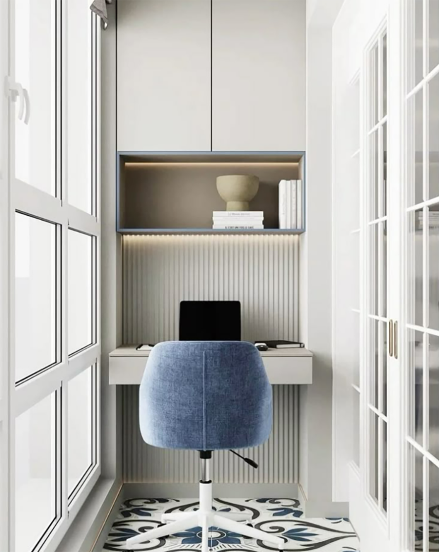 Кабинет в узкой комнате