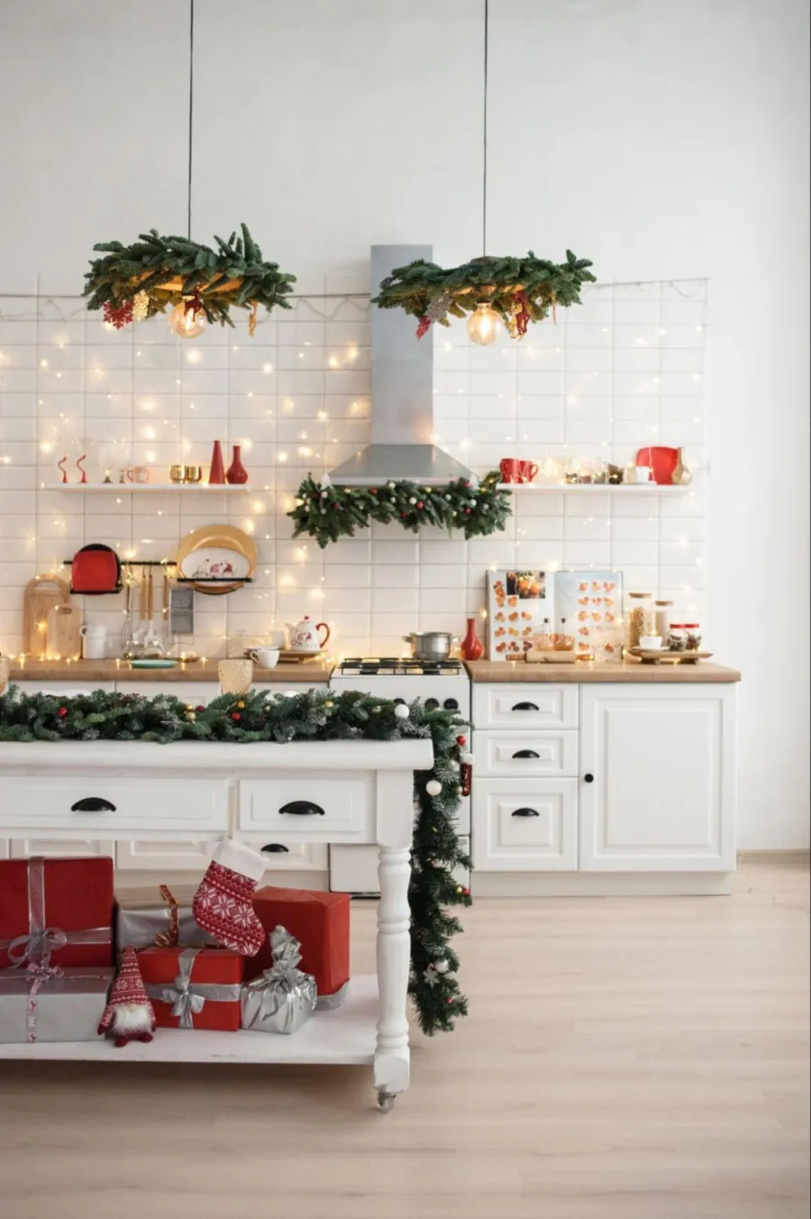 Как красиво украсить кухню к Новому году