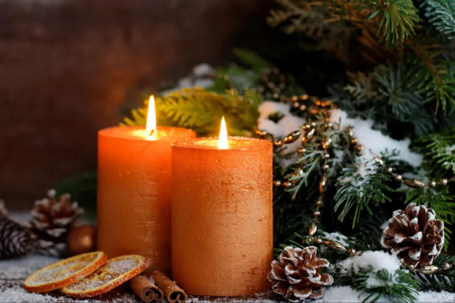 Свечи с рождественским ароматом
