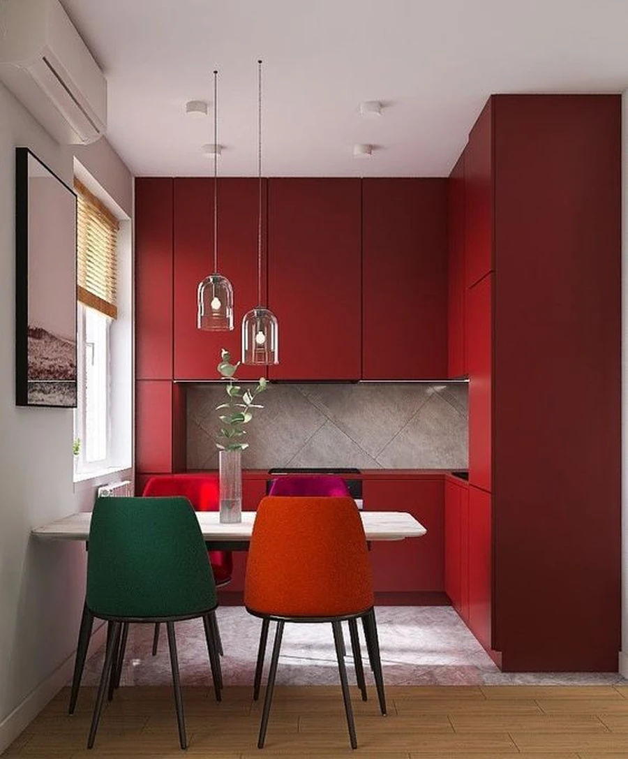 Красный кухонный гарнитур в интерьере